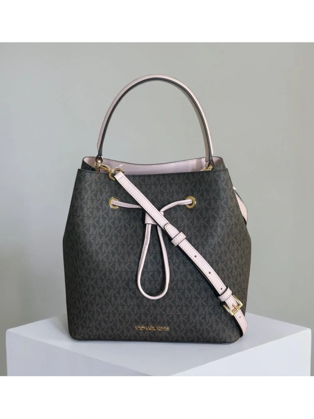 NWT Michael Kors Suri Brown Monogram Bucket Bag with Pale Pink Trim! NEW! - Picture 13 of 15